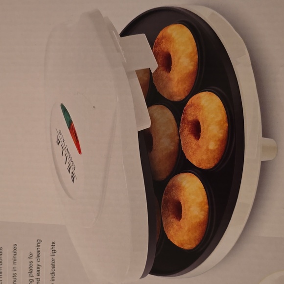 BELLA ESSENTIALS BRAND DONUT MAKER - Picture 4 of 8